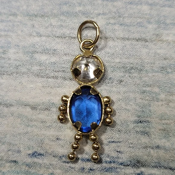 Gold 14k September Birthday Boy Pendant - Picture 3 of 7